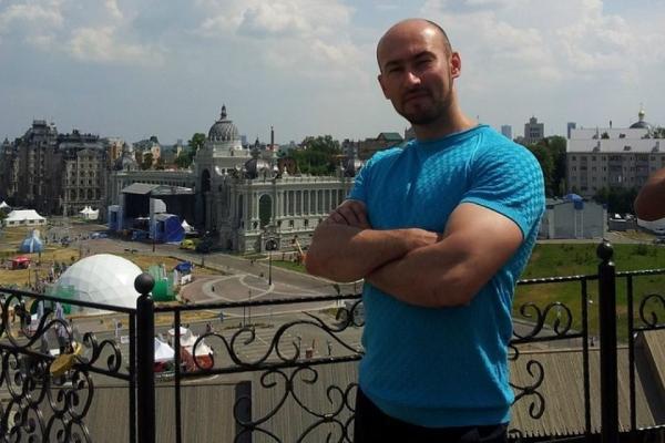Ингушский певец Рахман Беков слетел на машине с моста